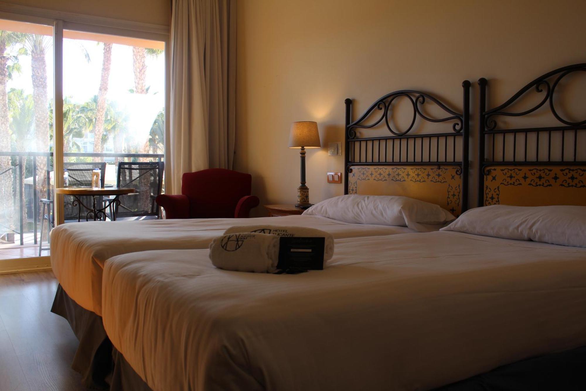 Hotel Alicante Golf Exterior photo
